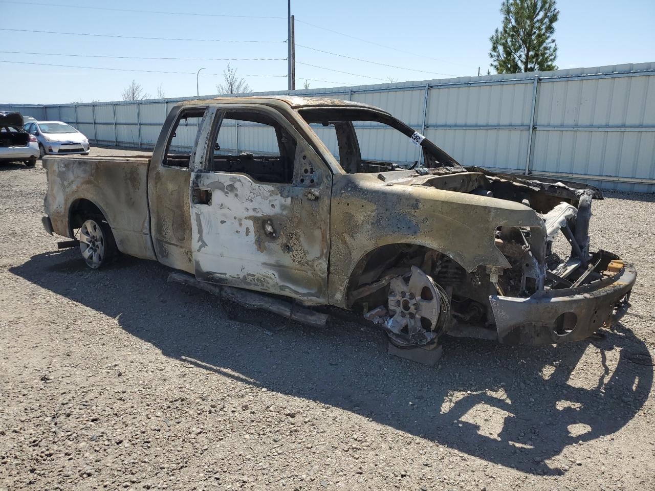 2013 Ford F150 Super Cab - Image 4