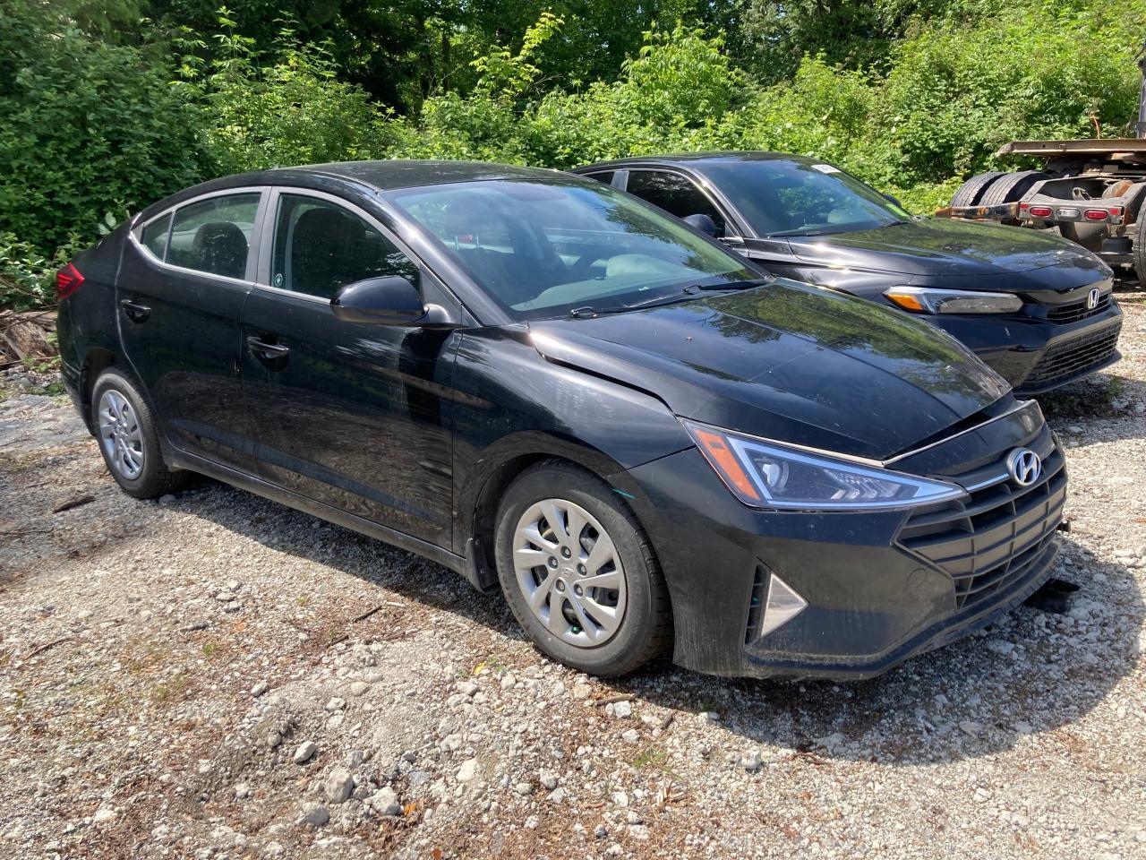 2020 Hyundai Elantra Se - Фото 4