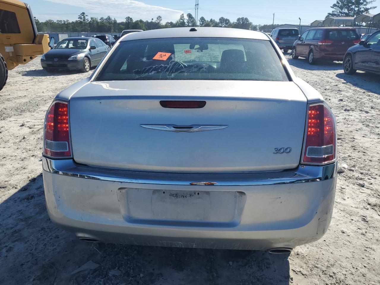 2012 Chrysler 300 Limited - Фото 6