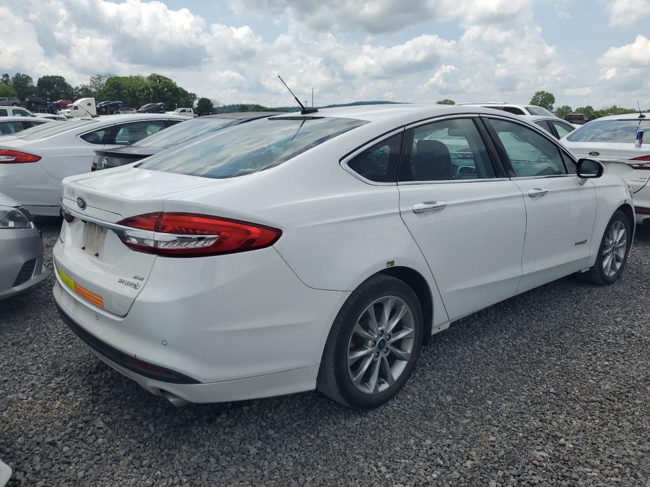 2017 Ford Fusion Se Hybrid - Image 3
