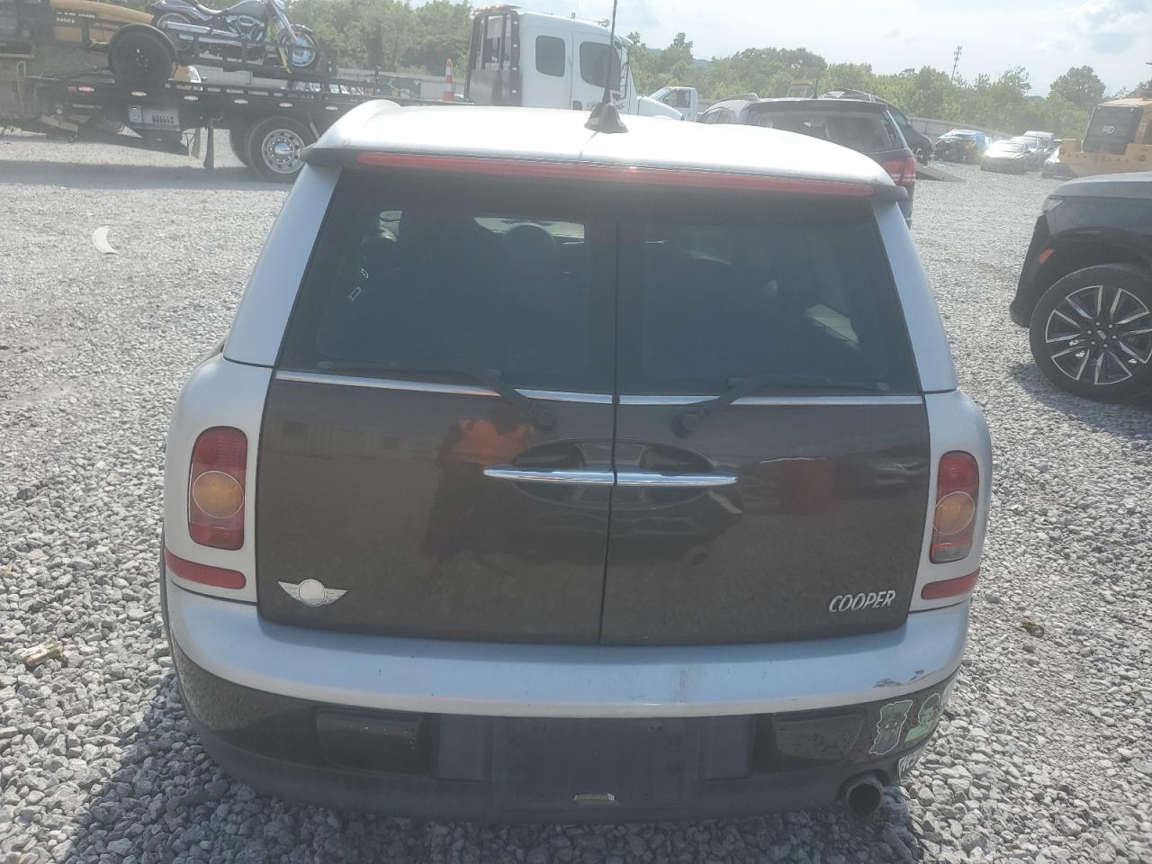 2010 Mini Cooper Clubman - Фото 6