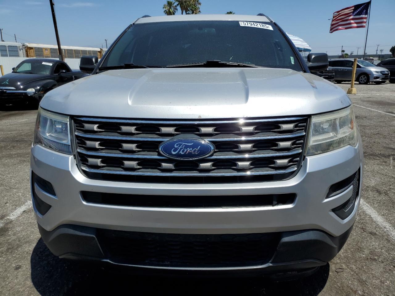 2017 Ford Explorer - Фото 5