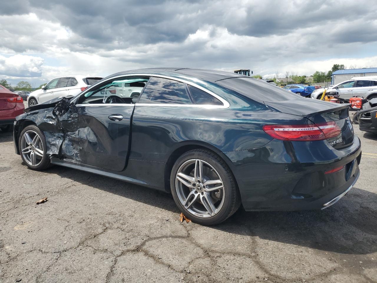 2018 Mercedes-Benz E 400 4Matic - Фото 2