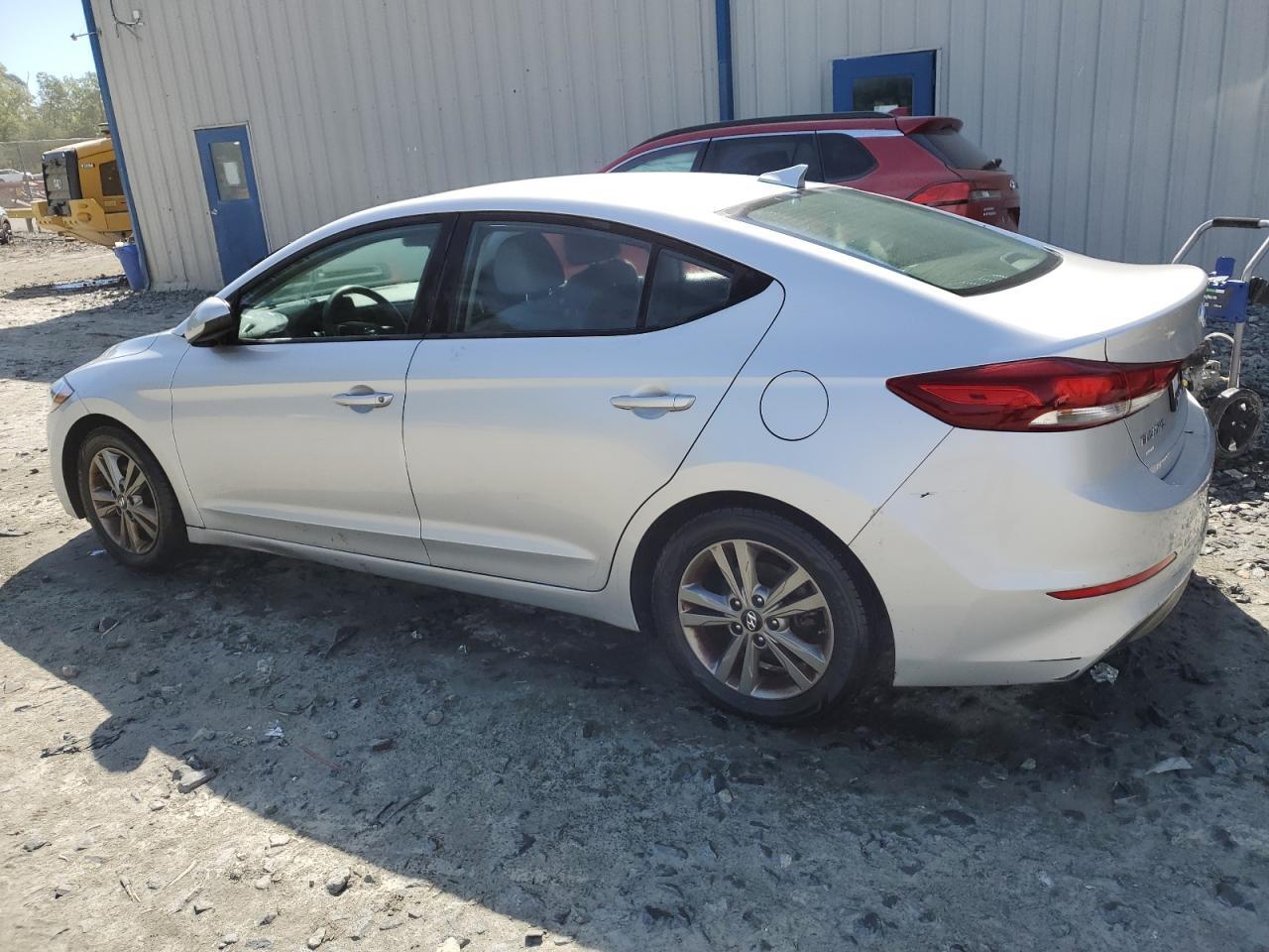 2018 Hyundai Elantra Sel - Фото 2