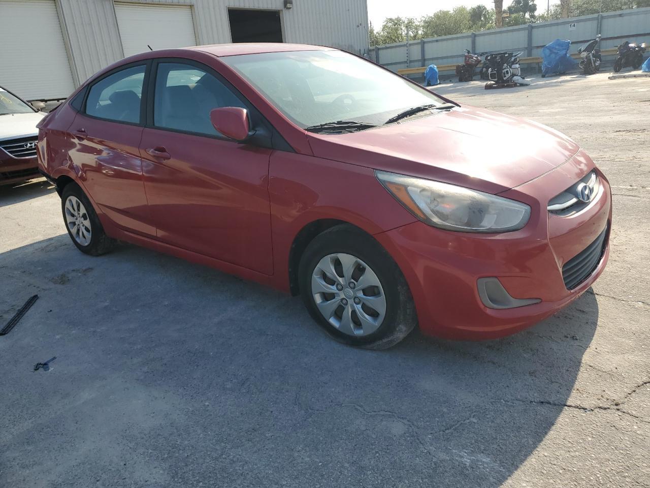 2017 Hyundai Accent Se - Фото 4