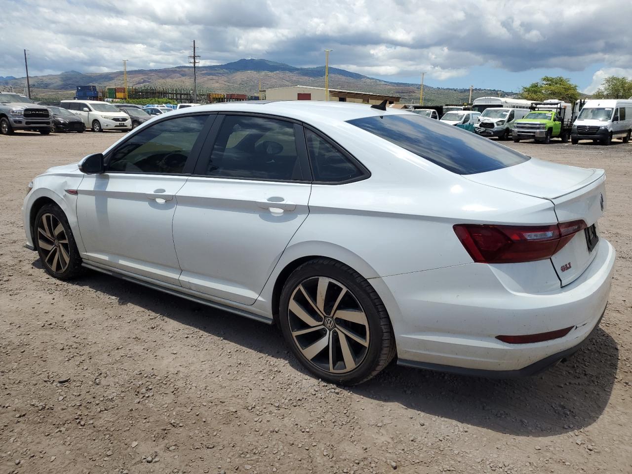 2020 Volkswagen Jetta Gli - Image 2