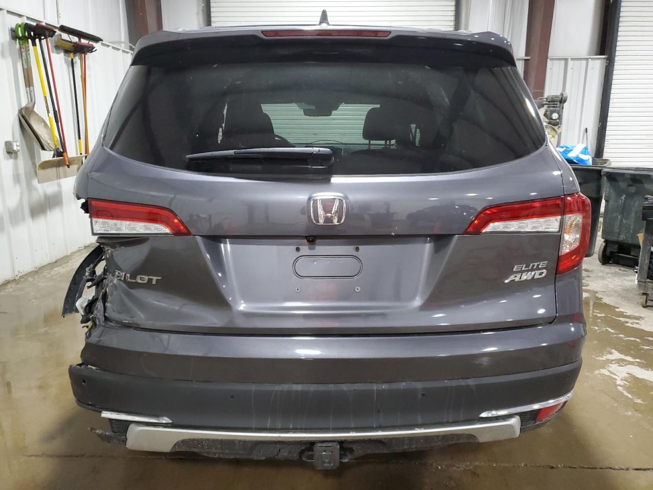 2022 Honda Pilot Elite - Image 6