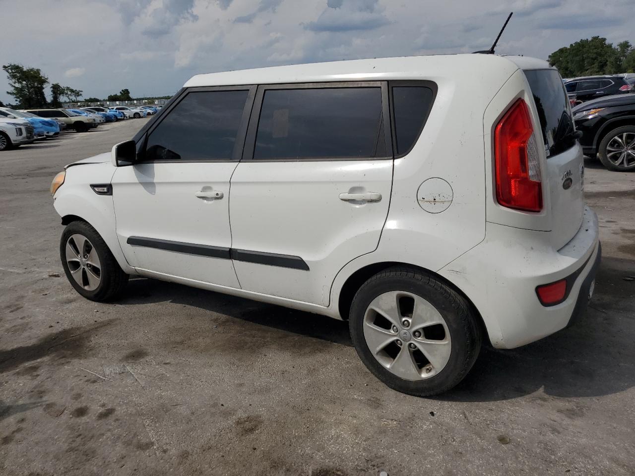 2012 Kia Soul - Image 2