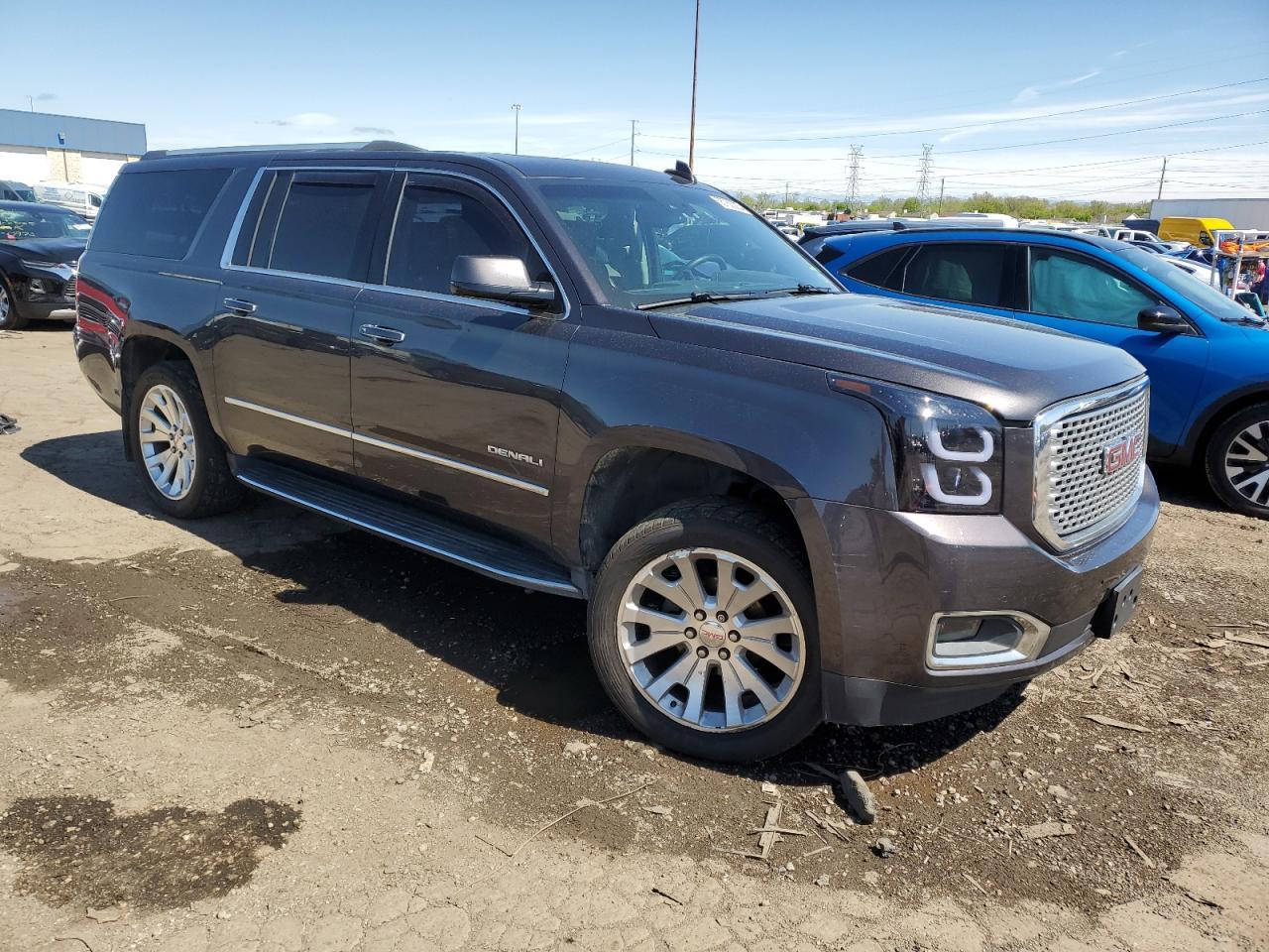 2017 GMC Yukon Xl Denali - Image 4