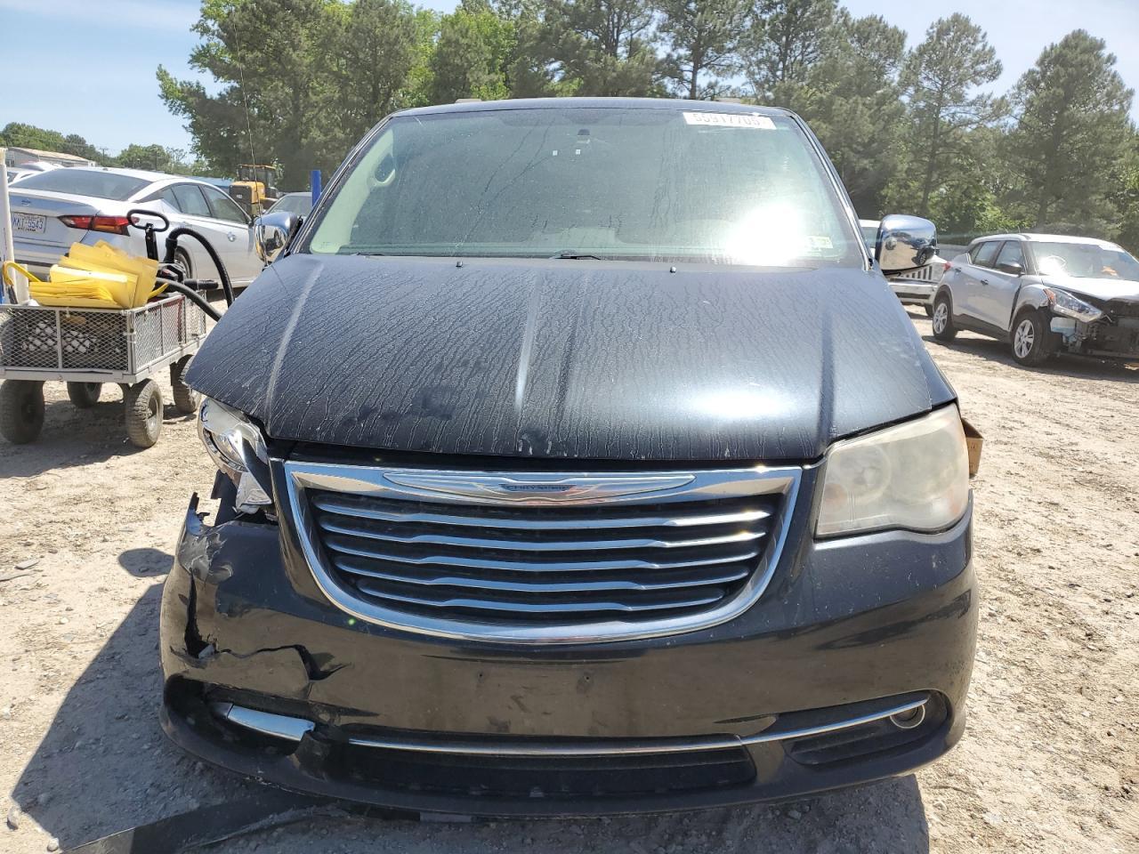 2014 Chrysler Town & Country Touring L - Фото 5
