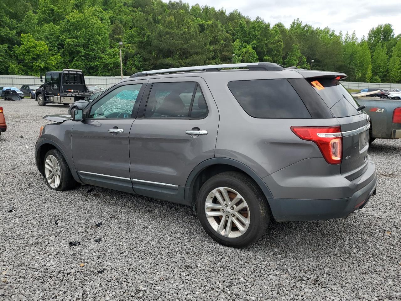 2014 Ford Explorer Xlt - Image 2