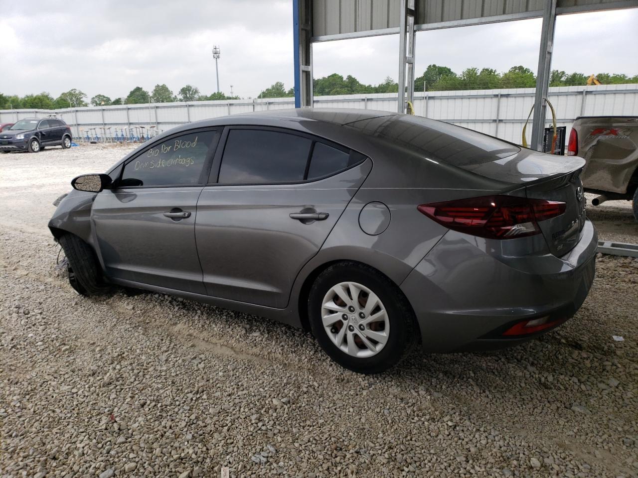 2020 Hyundai Elantra Se - Фото 2