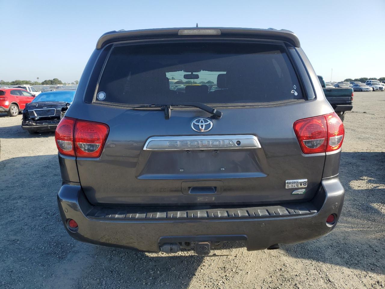 2016 Toyota Sequoia Platinum - Фото 6