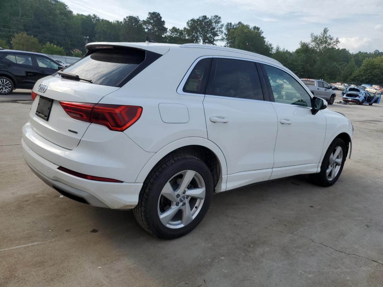 2021 Audi Q3 Premium 40 - Image 3