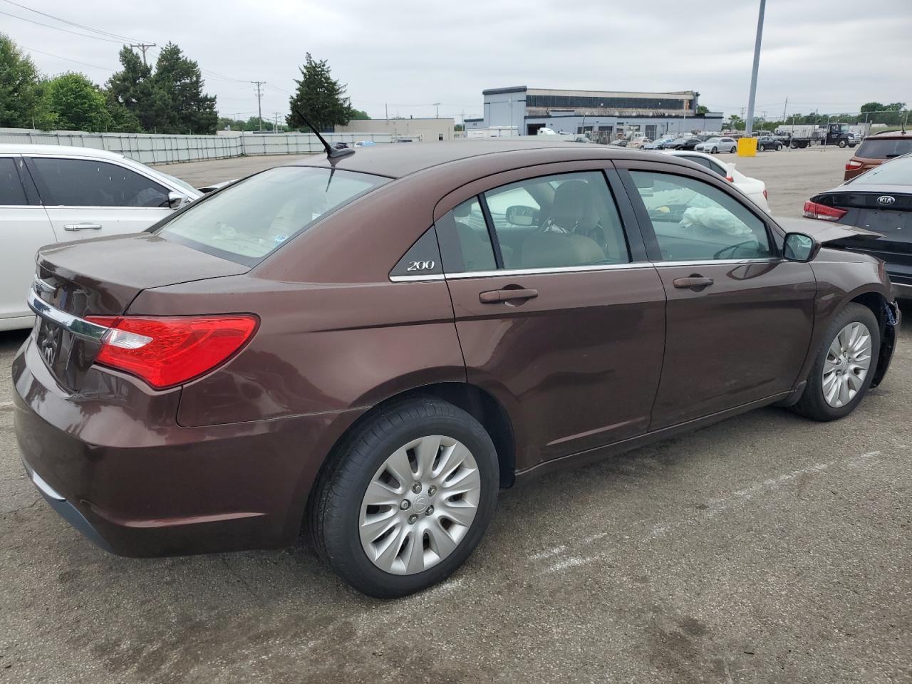 2012 Chrysler 200 Lx - Image 3