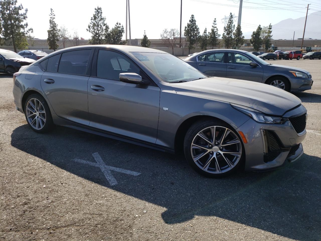 2020 Cadillac Ct5 Sport - Image 4