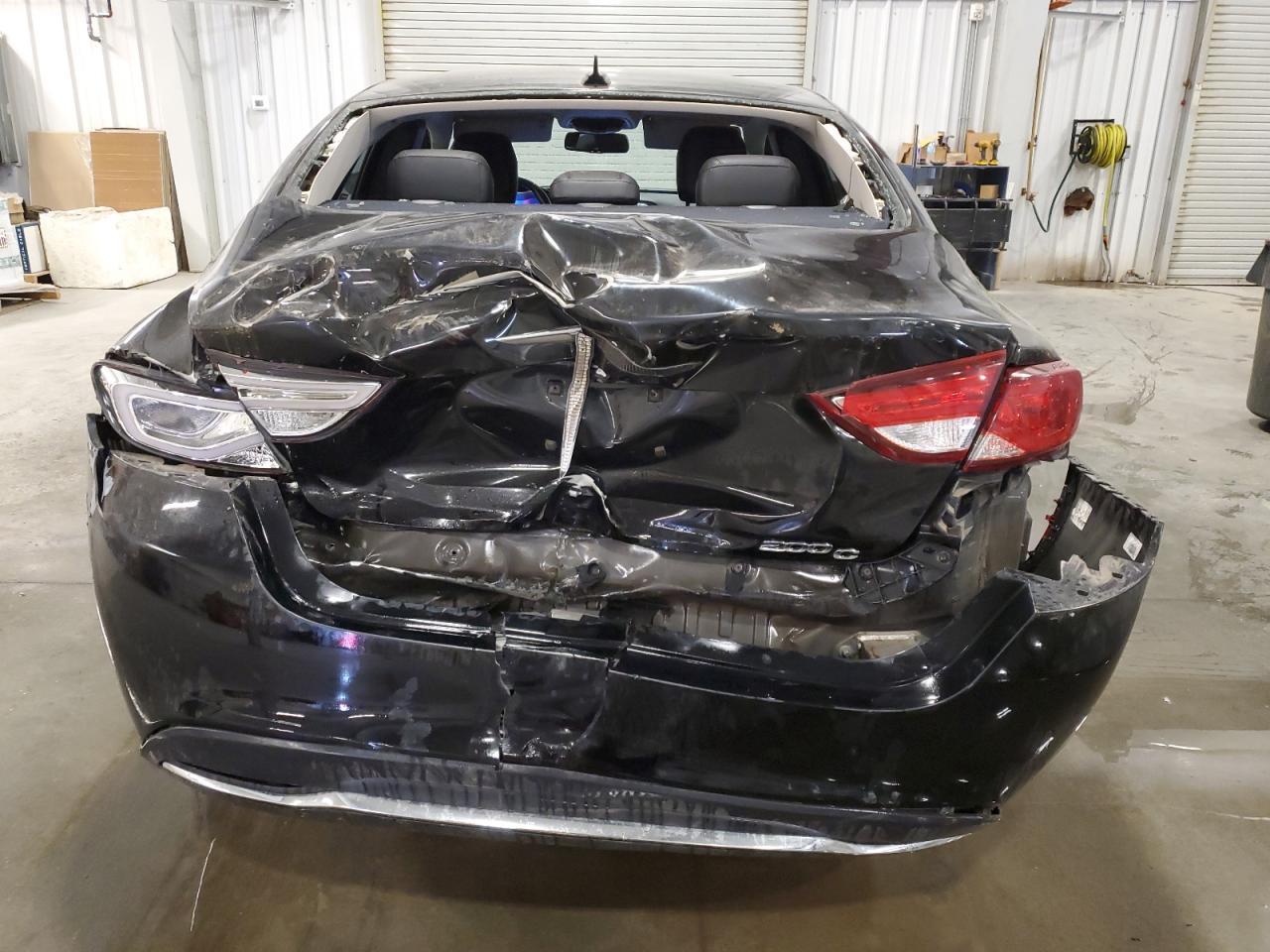 2015 Chrysler 200 C - Фото 6