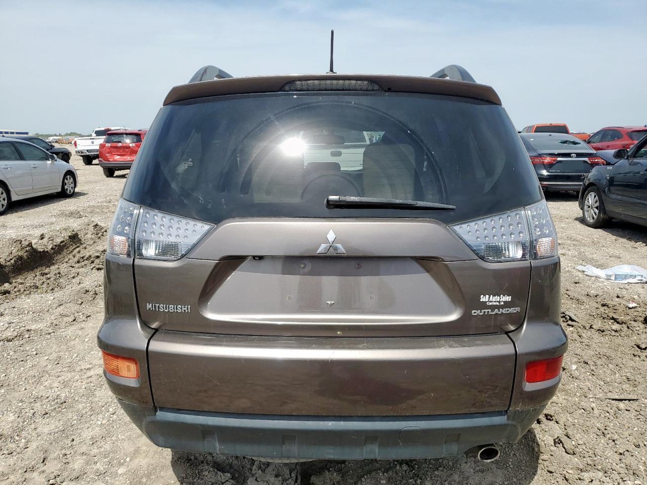 2012 Mitsubishi Outlander Se - Фото 6