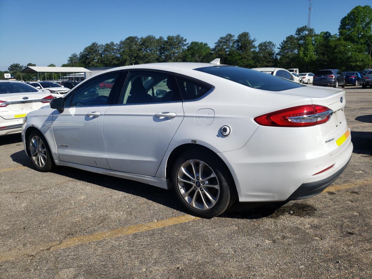 2019 Ford Fusion Se - Фото 2