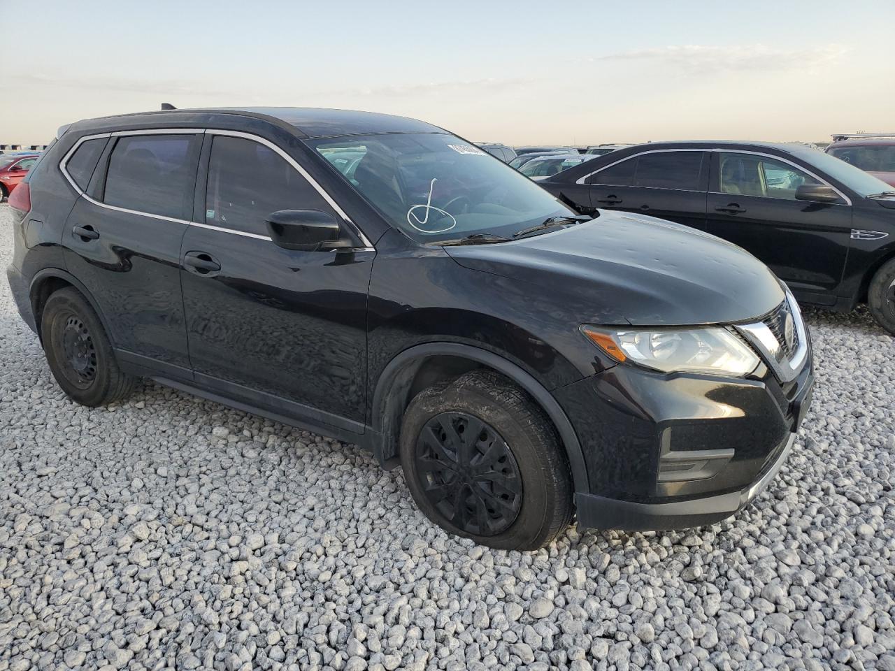 2018 Nissan Rogue S - Фото 4