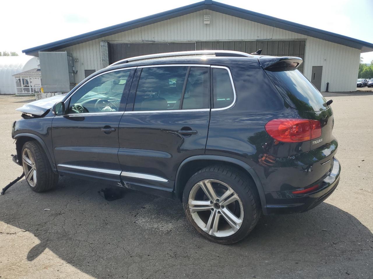 2016 Volkswagen Tiguan S - Image 2