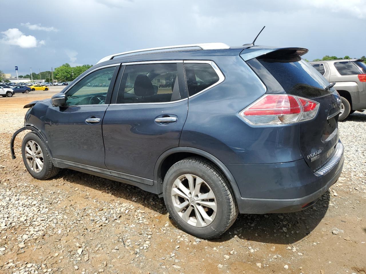 2014 Nissan Rogue S - Фото 2