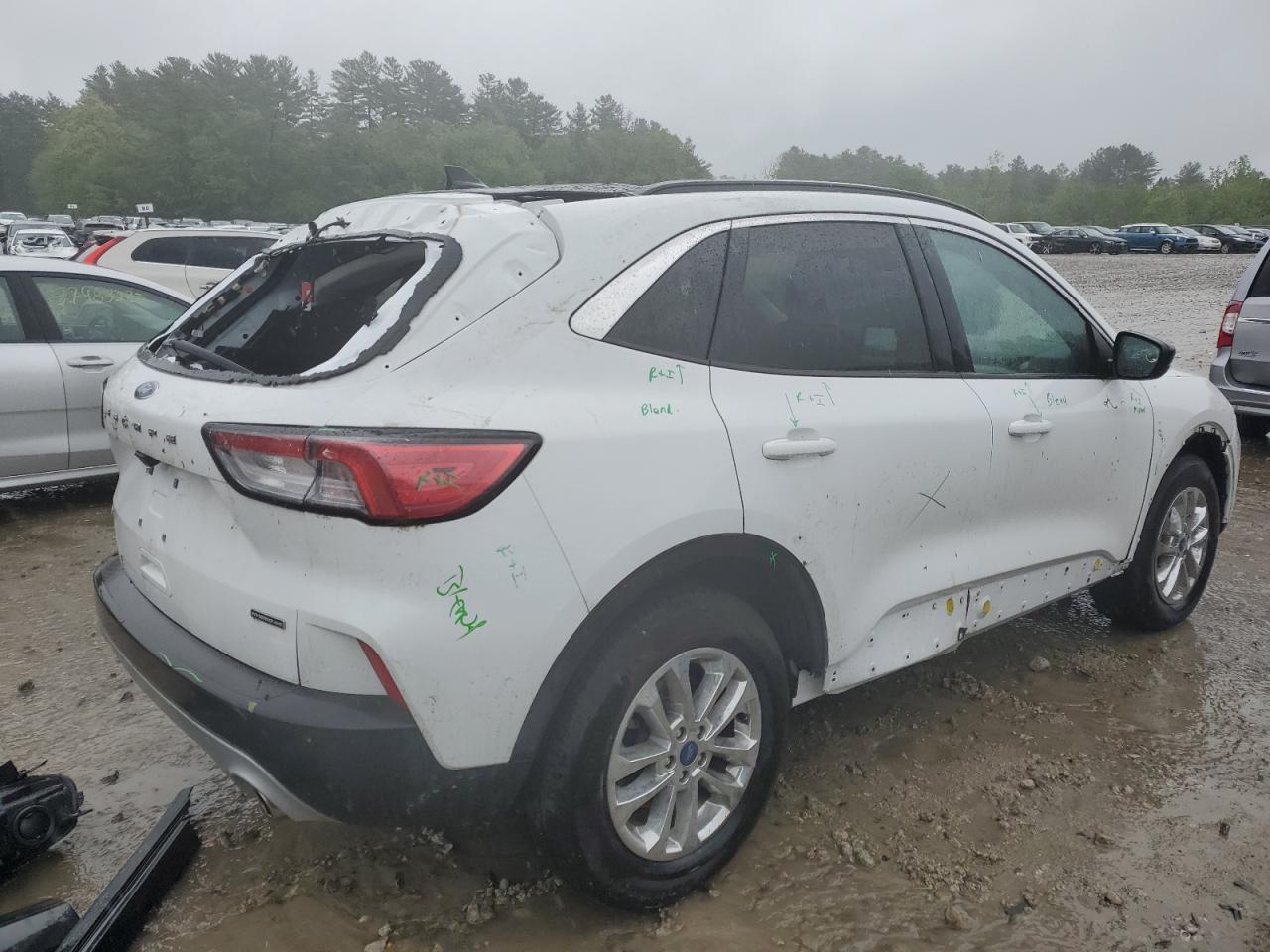 2022 Ford Escape Se - Фото 3
