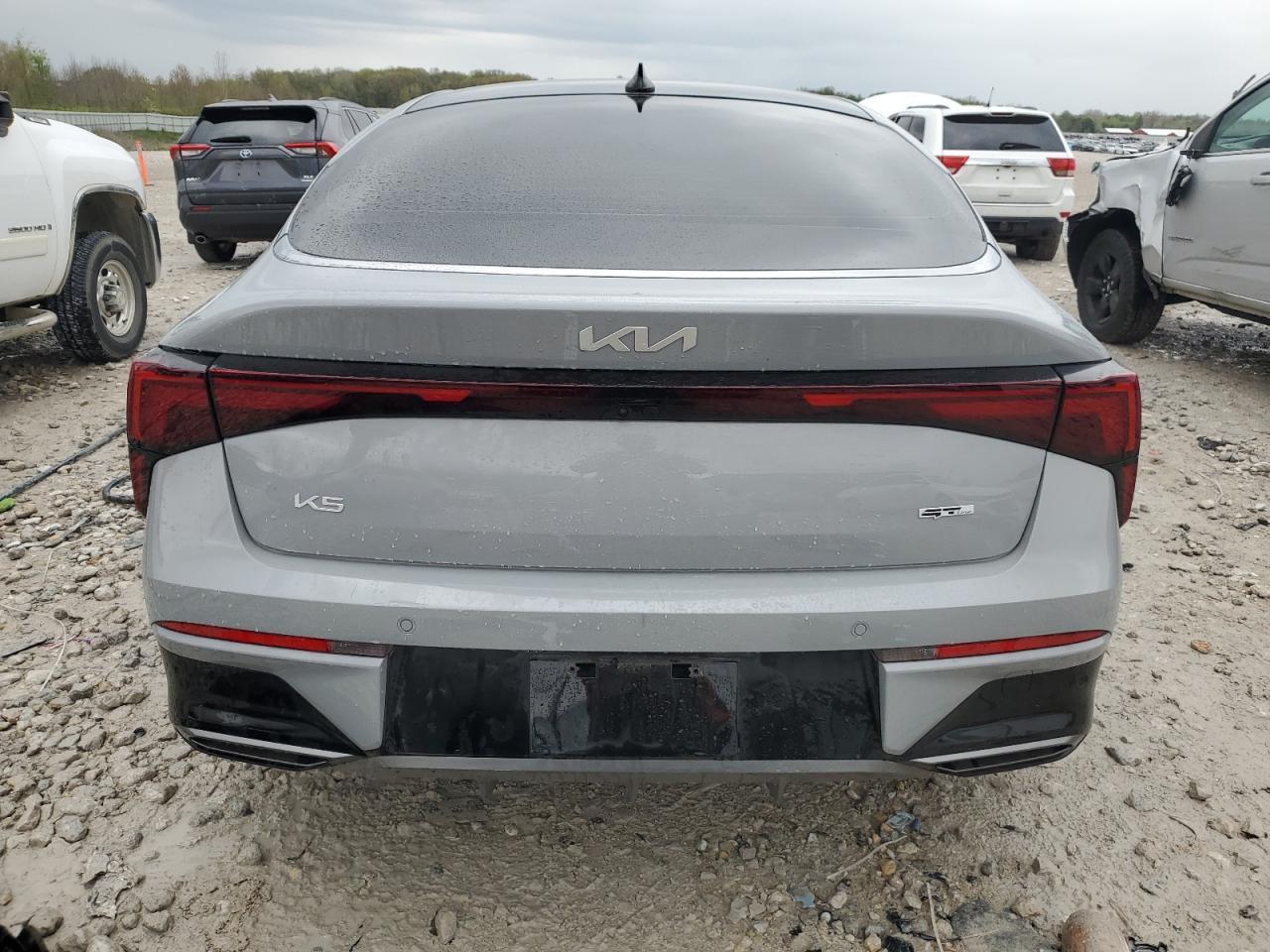 2025 Kia K5 Gt Line - Image 6