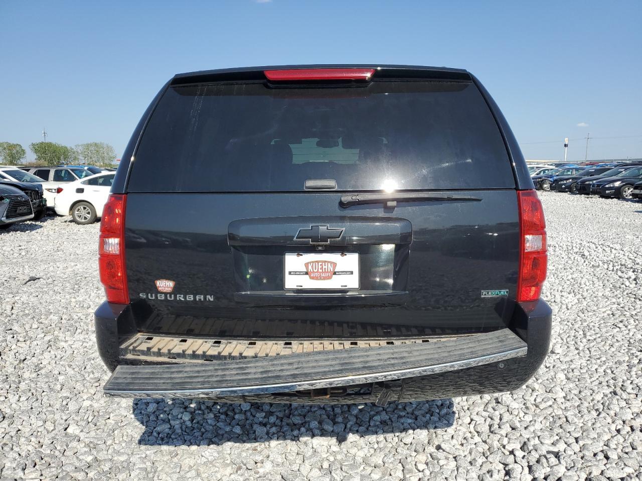 2010 Chevrolet Suburban K1500 Ltz - Image 6