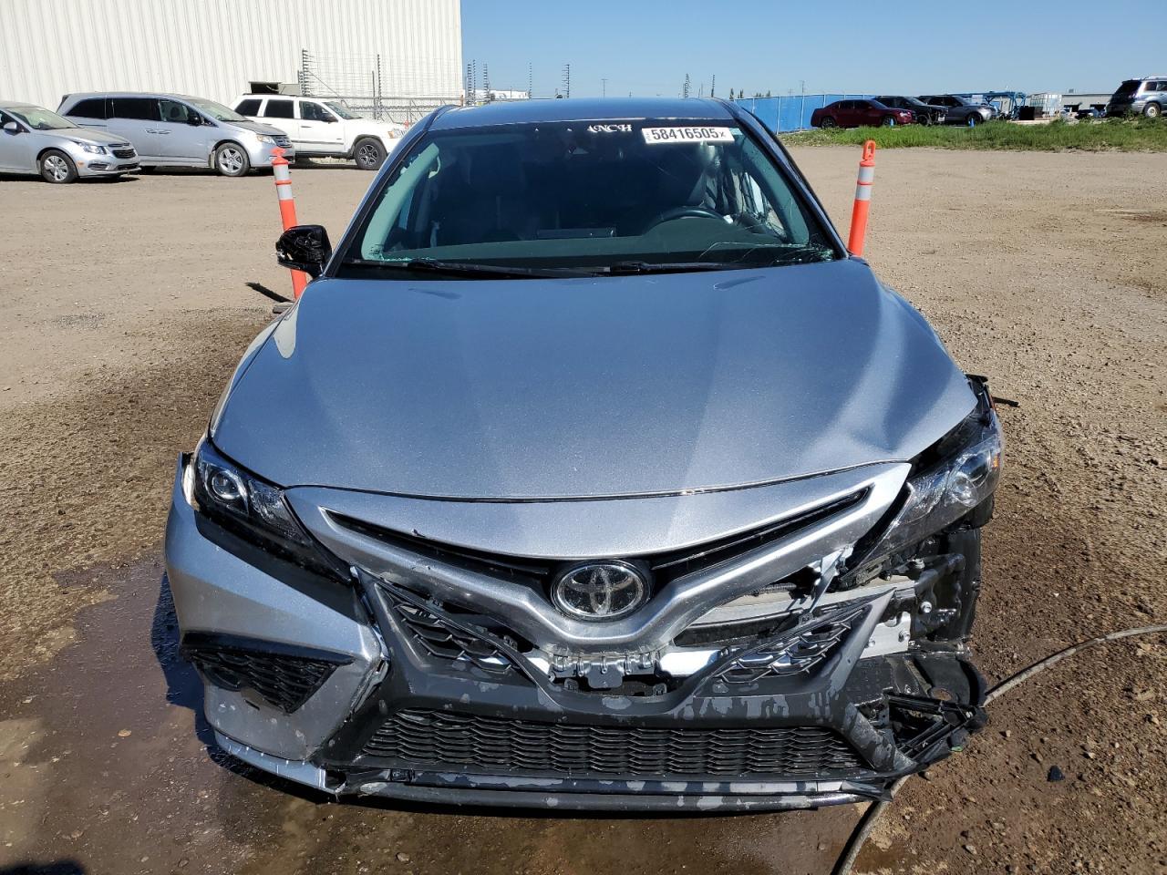 2021 Toyota Camry Se - Фото 5