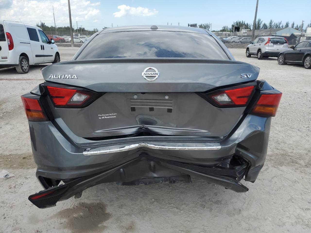 2022 Nissan Altima Sv - Image 6