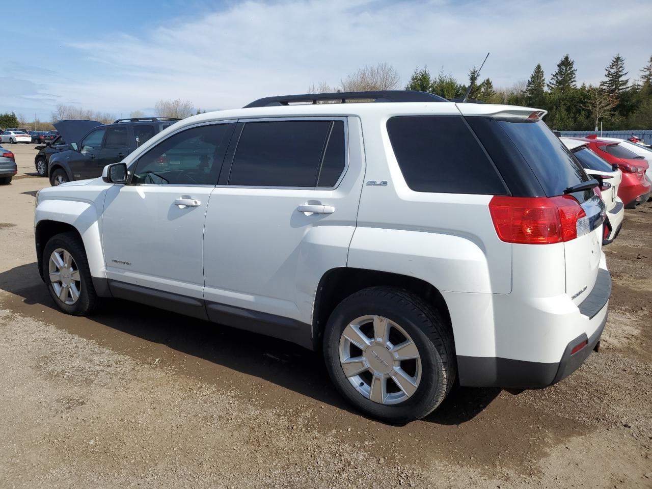 2012 GMC Terrain Sle - Image 2