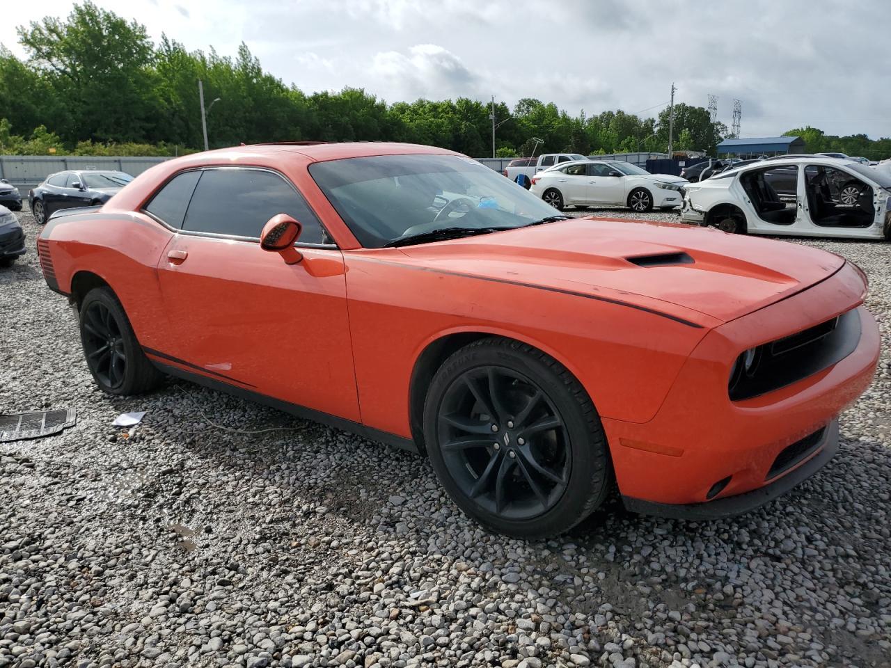 2017 Dodge Challenger Sxt - Фото 4