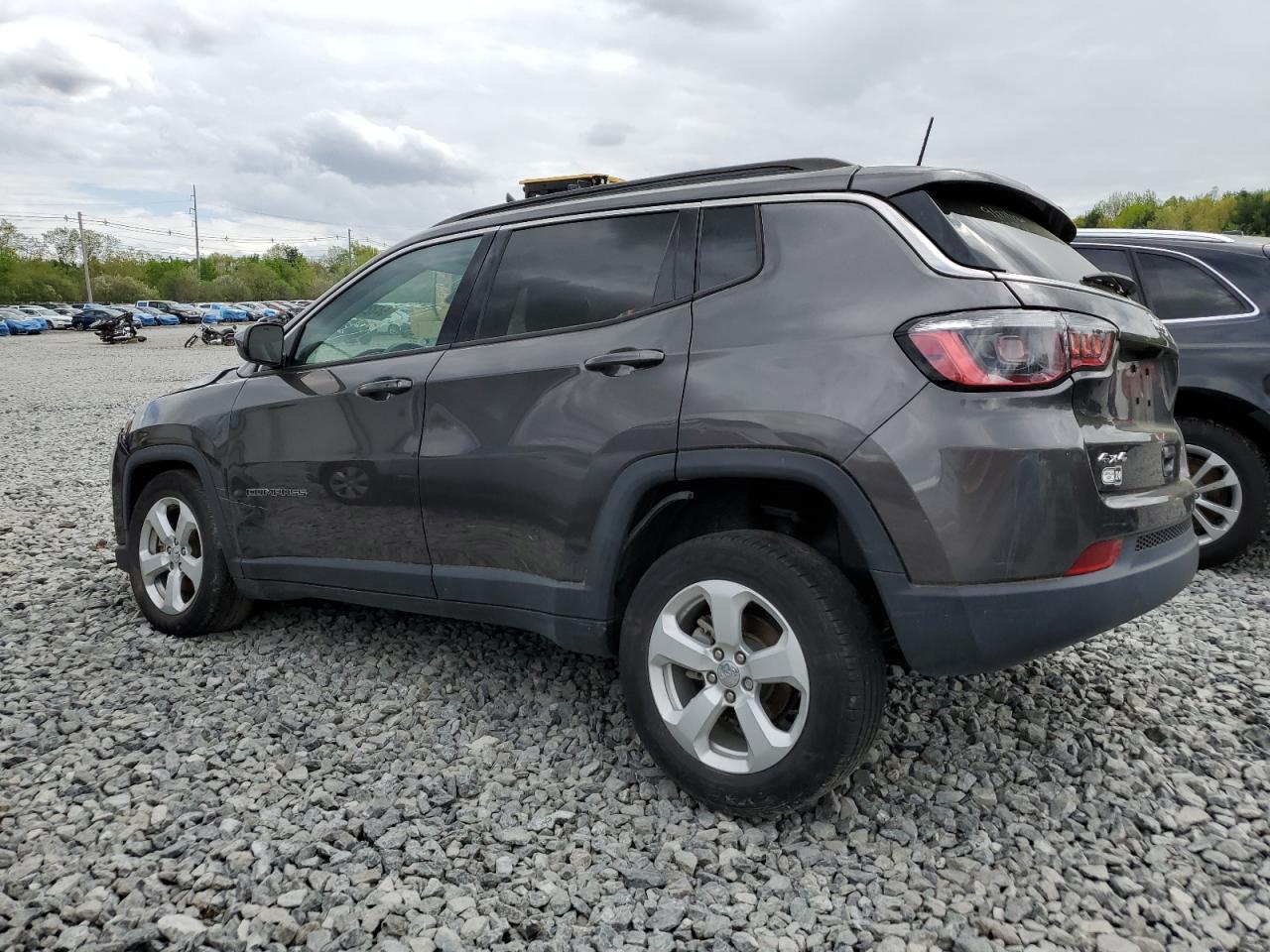 2021 Jeep Compass Latitude - Image 2