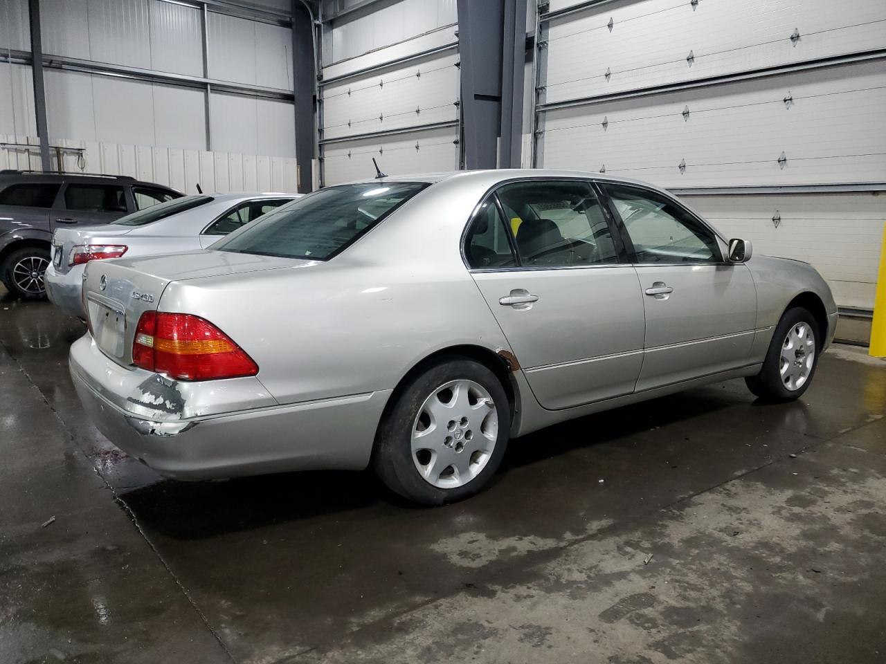 2001 Lexus Ls 430 - Image 3