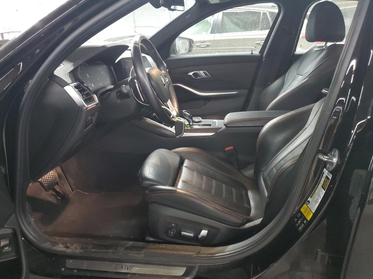 2019 BMW 330Xi - Фото 7