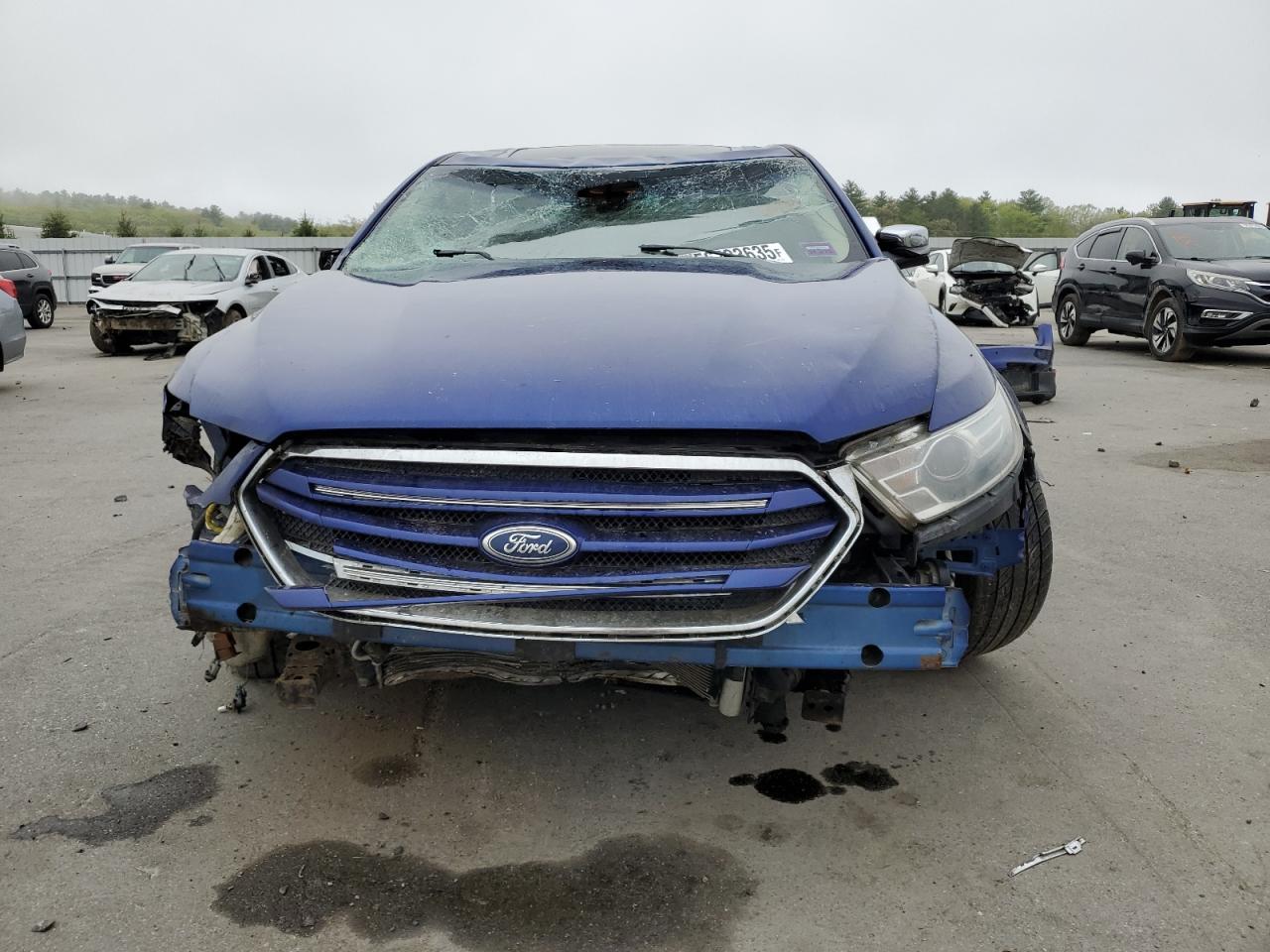 2013 Ford Taurus Limited - Image 5
