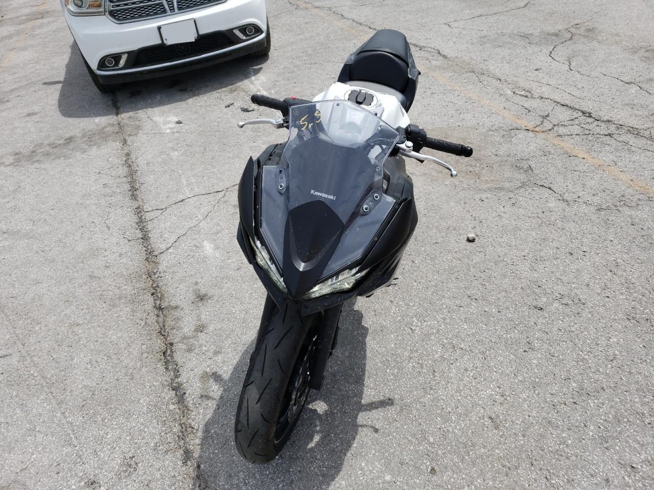 2024 Kawasaki Ex650 R - Image 5