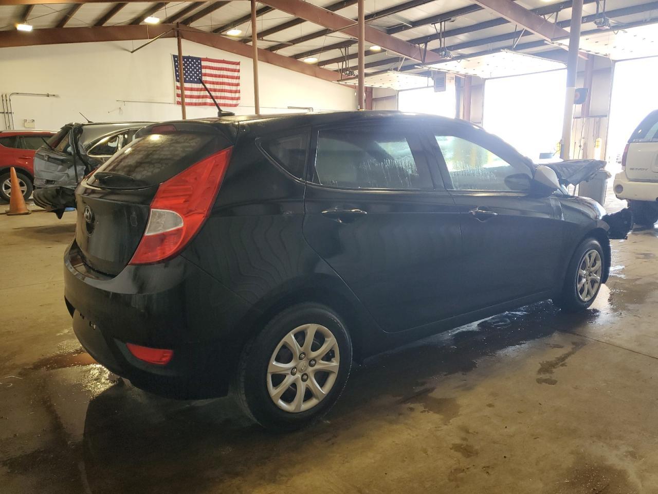2012 Hyundai Accent Gls - Image 3