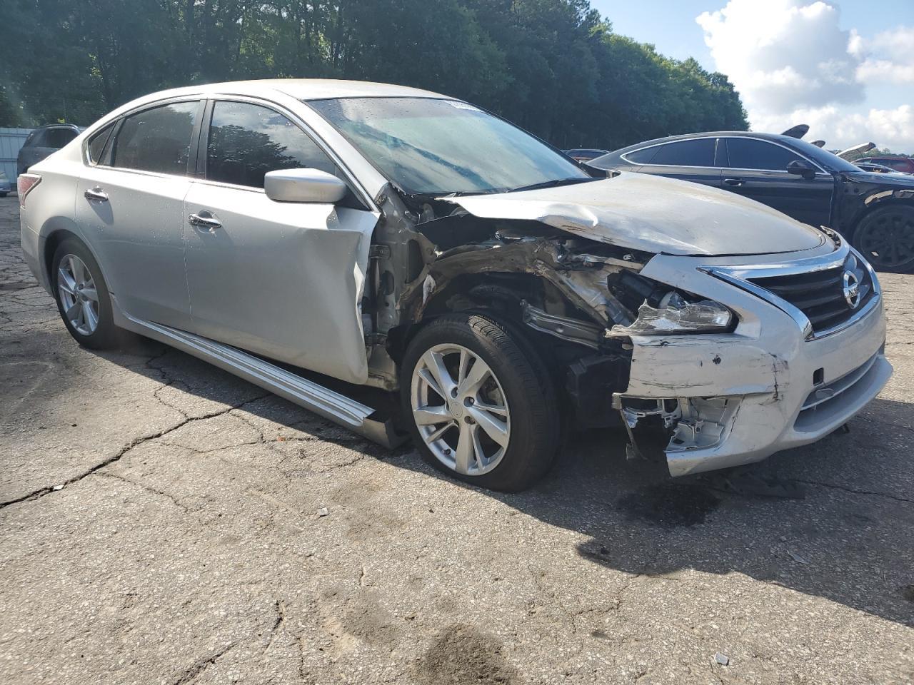 2015 Nissan Altima 2.5 - Image 4