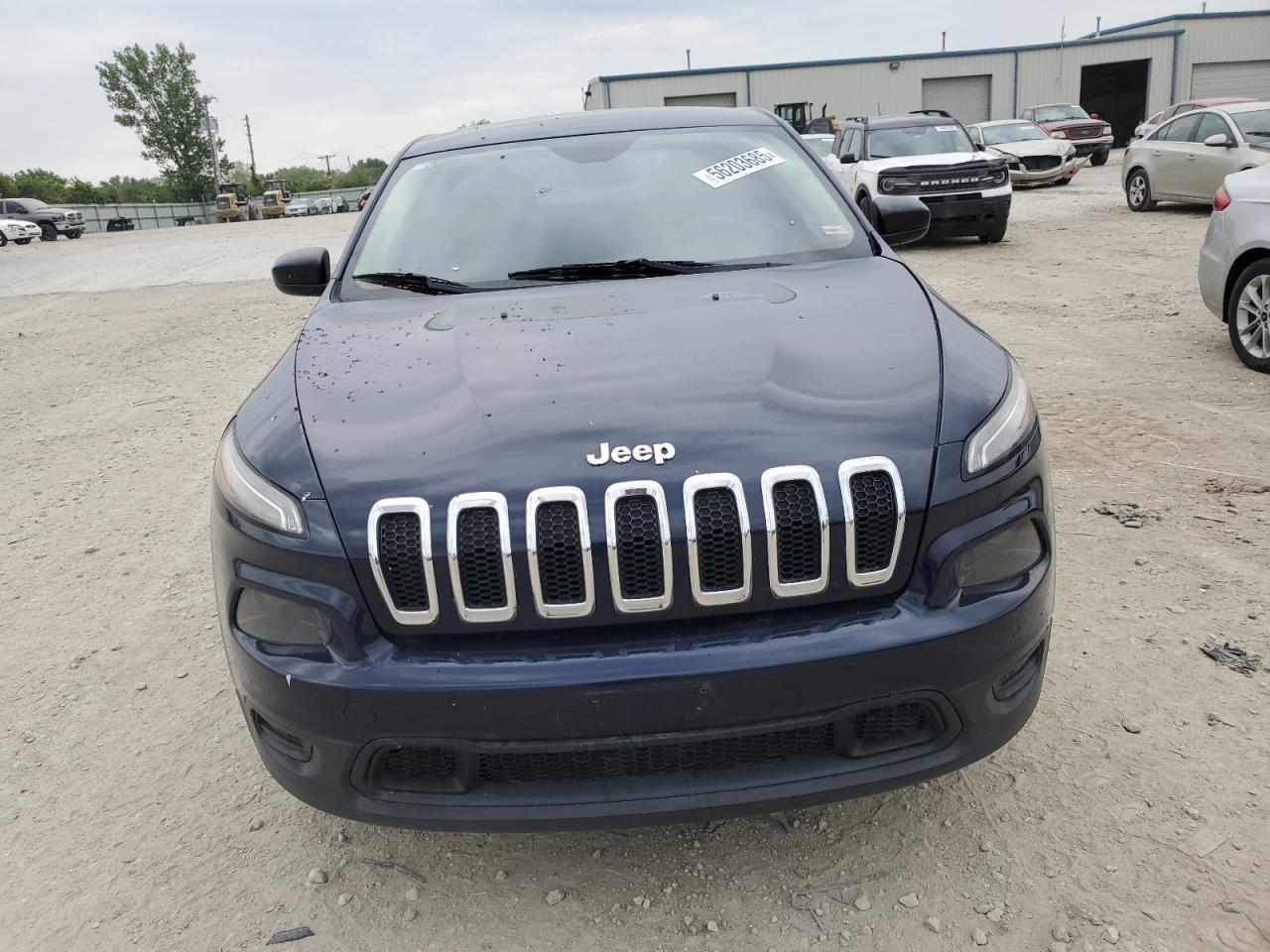 2014 Jeep Cherokee Sport - Image 5