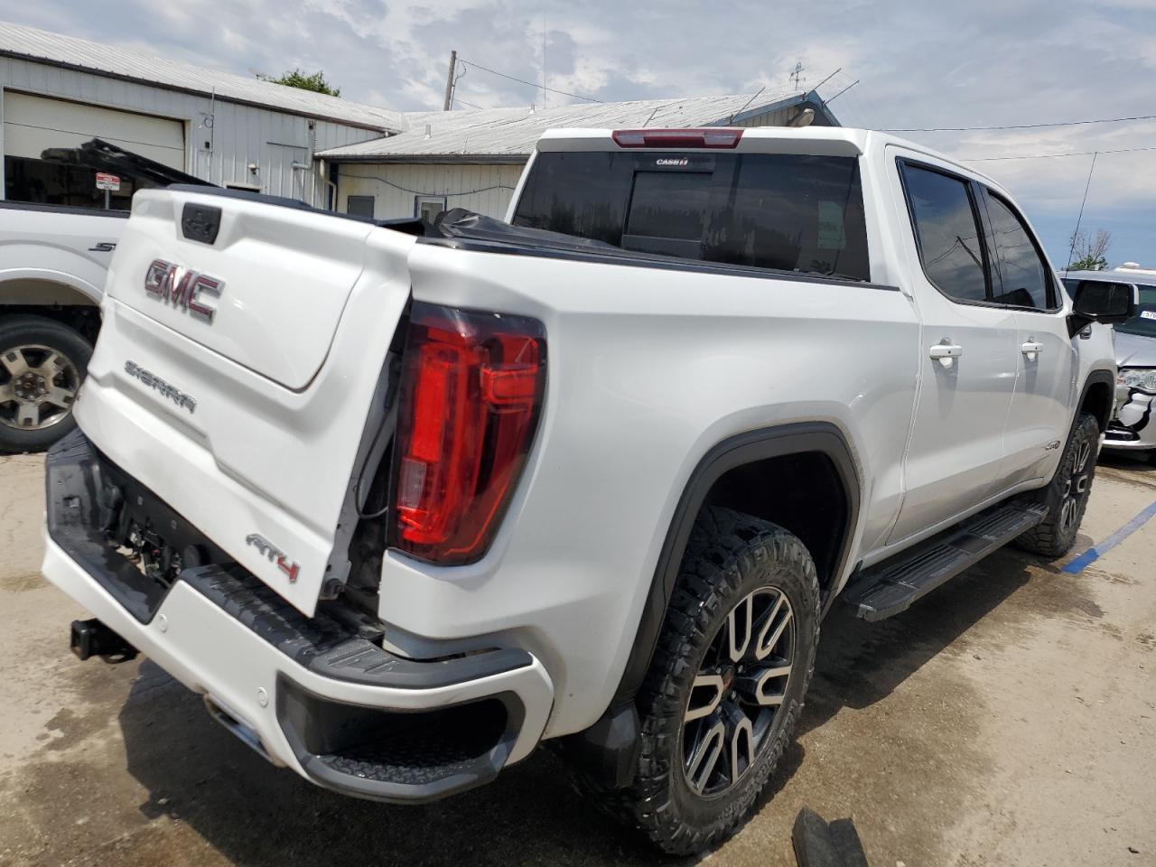 2020 GMC Sierra K1500 At4 - Image 3