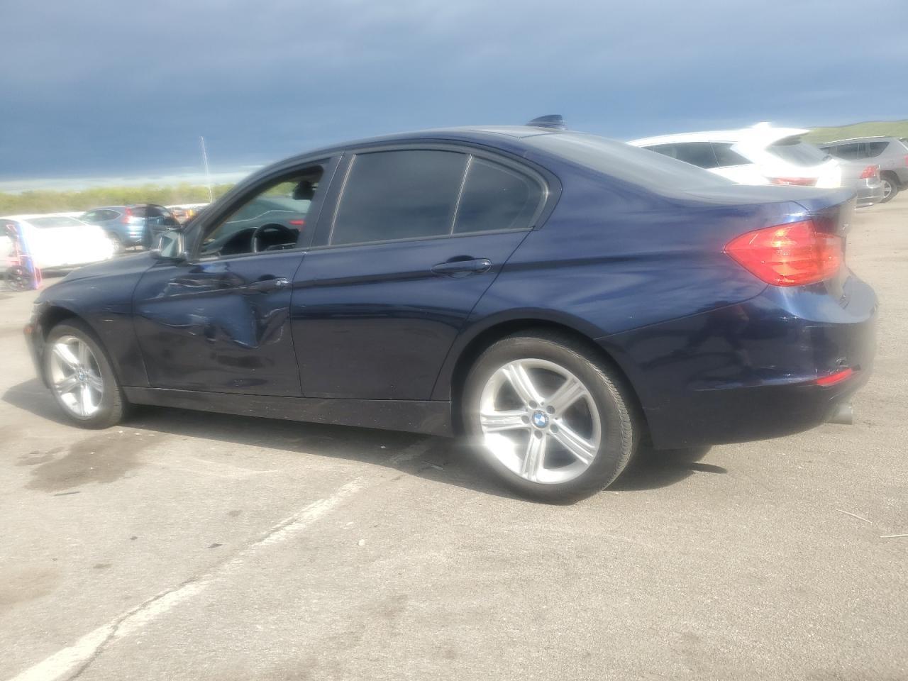 2014 BMW 320 I xDrive - Image 2