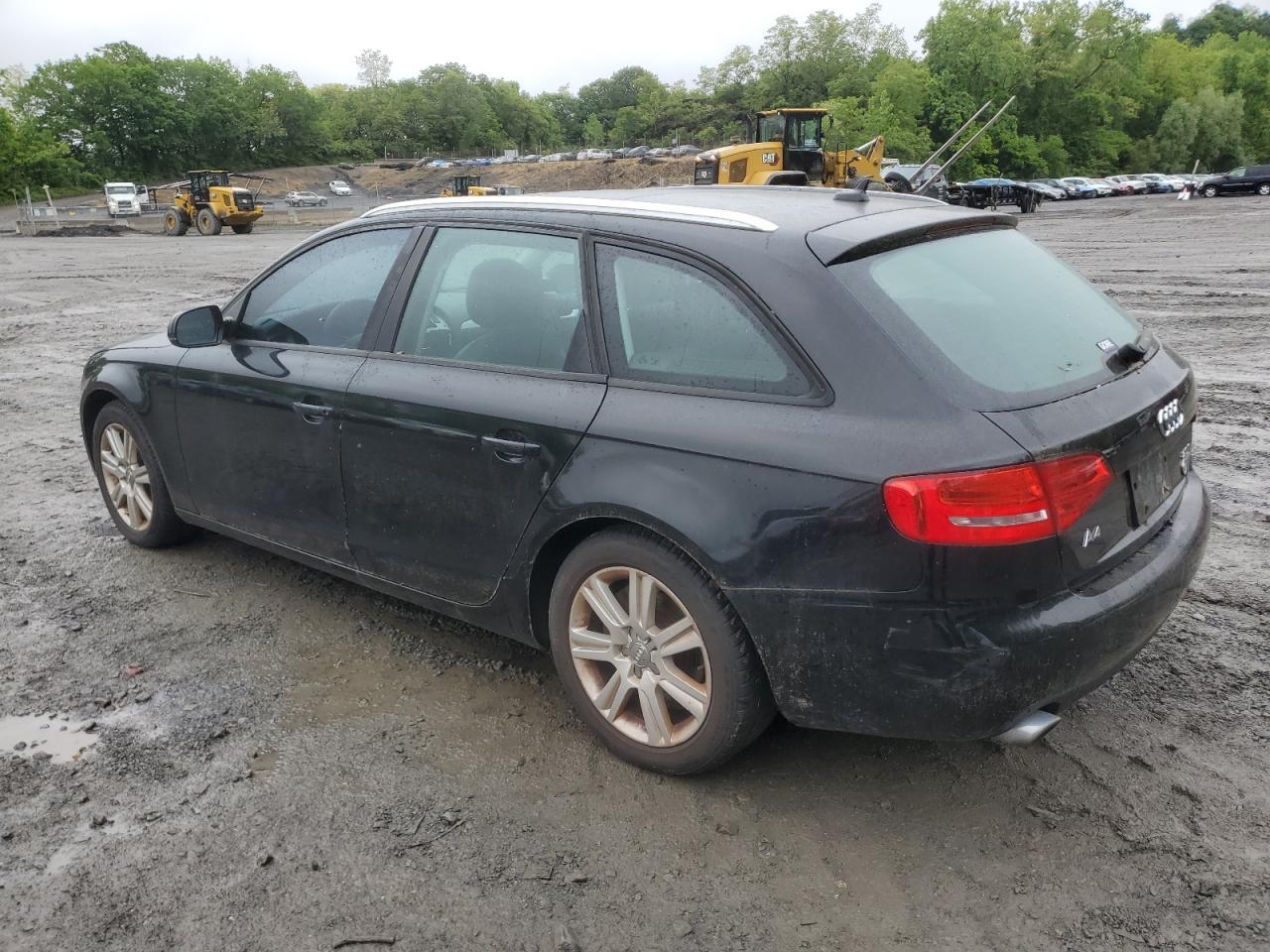 2011 Audi A4 Premium - Фото 2