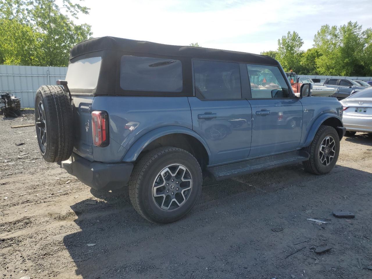 2025 Ford Bronco Outer Banks - Фото 3