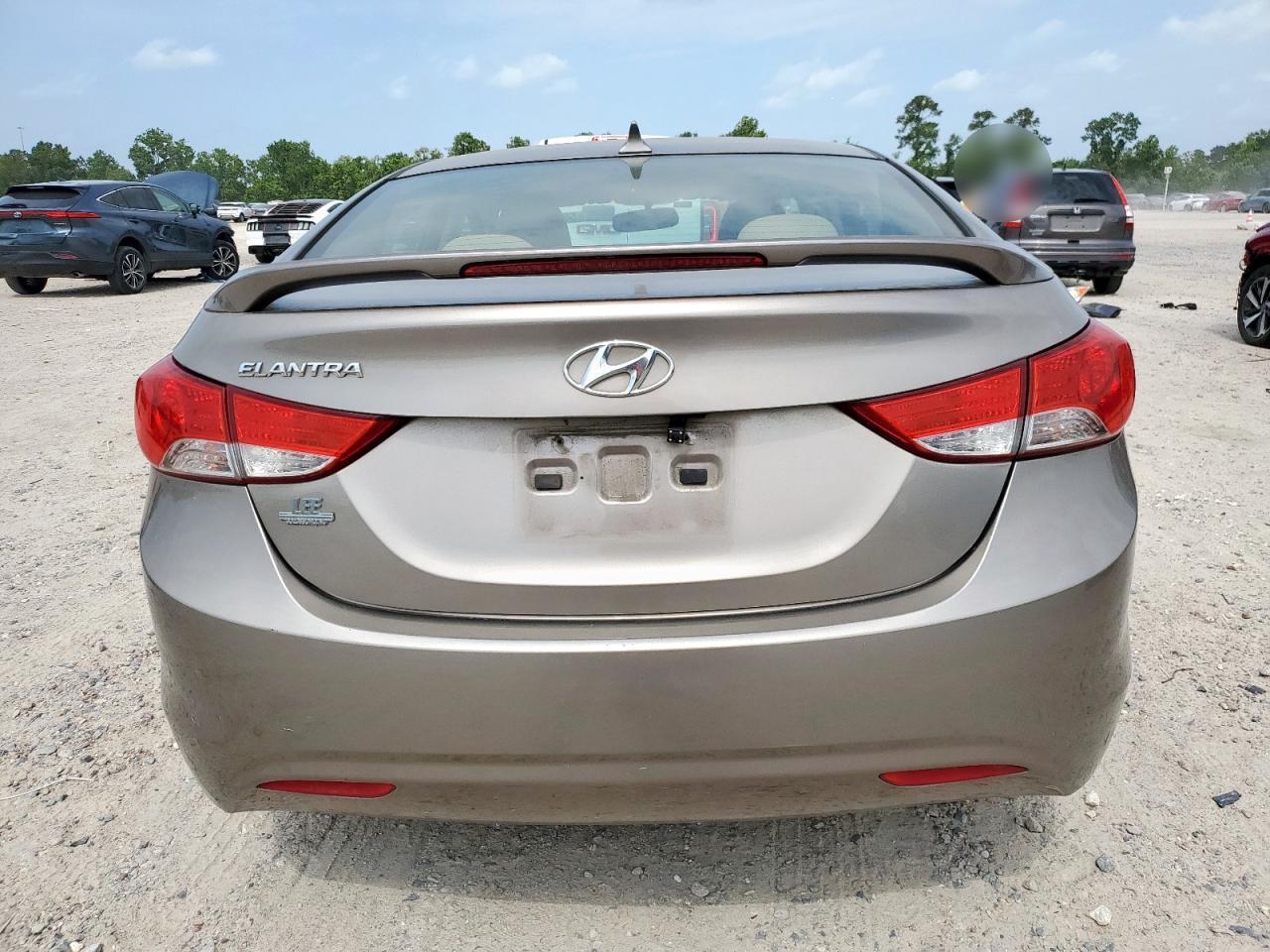 2013 Hyundai Elantra Gls - Image 6