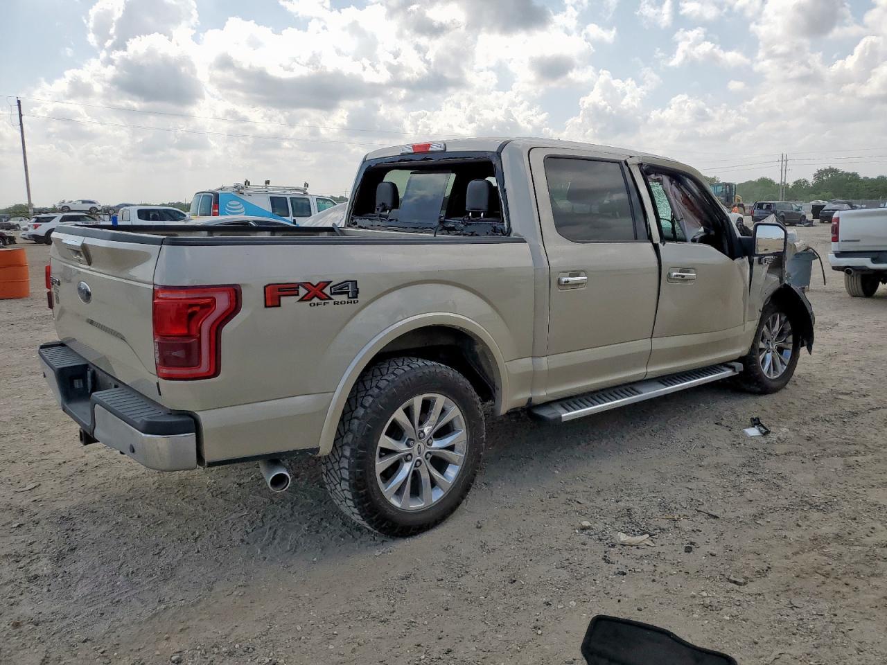2017 Ford F150 Super - Фото 5