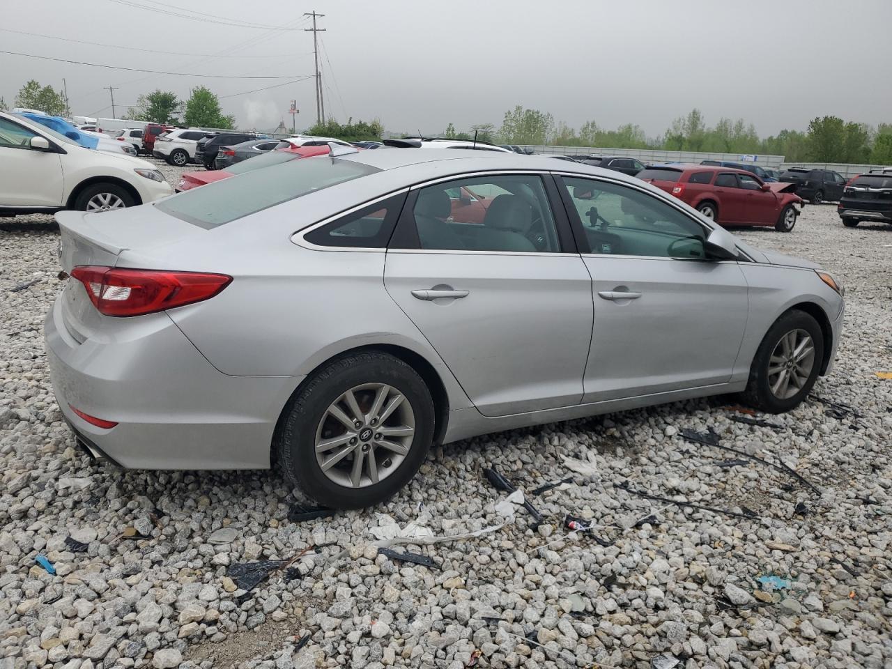 2017 Hyundai Sonata Se - Image 3