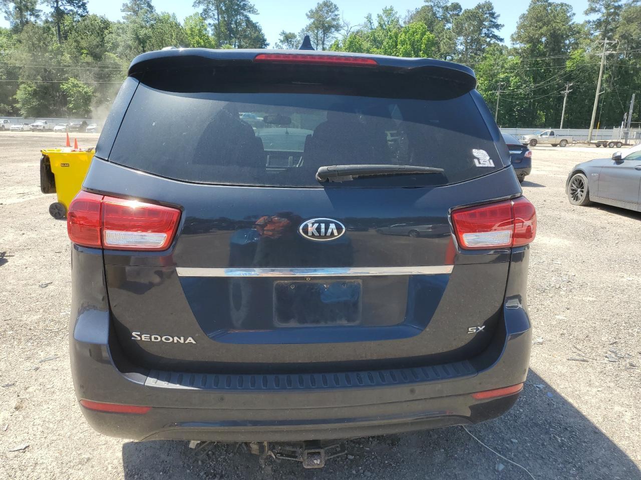 2016 Kia Sedona Ex - Image 6