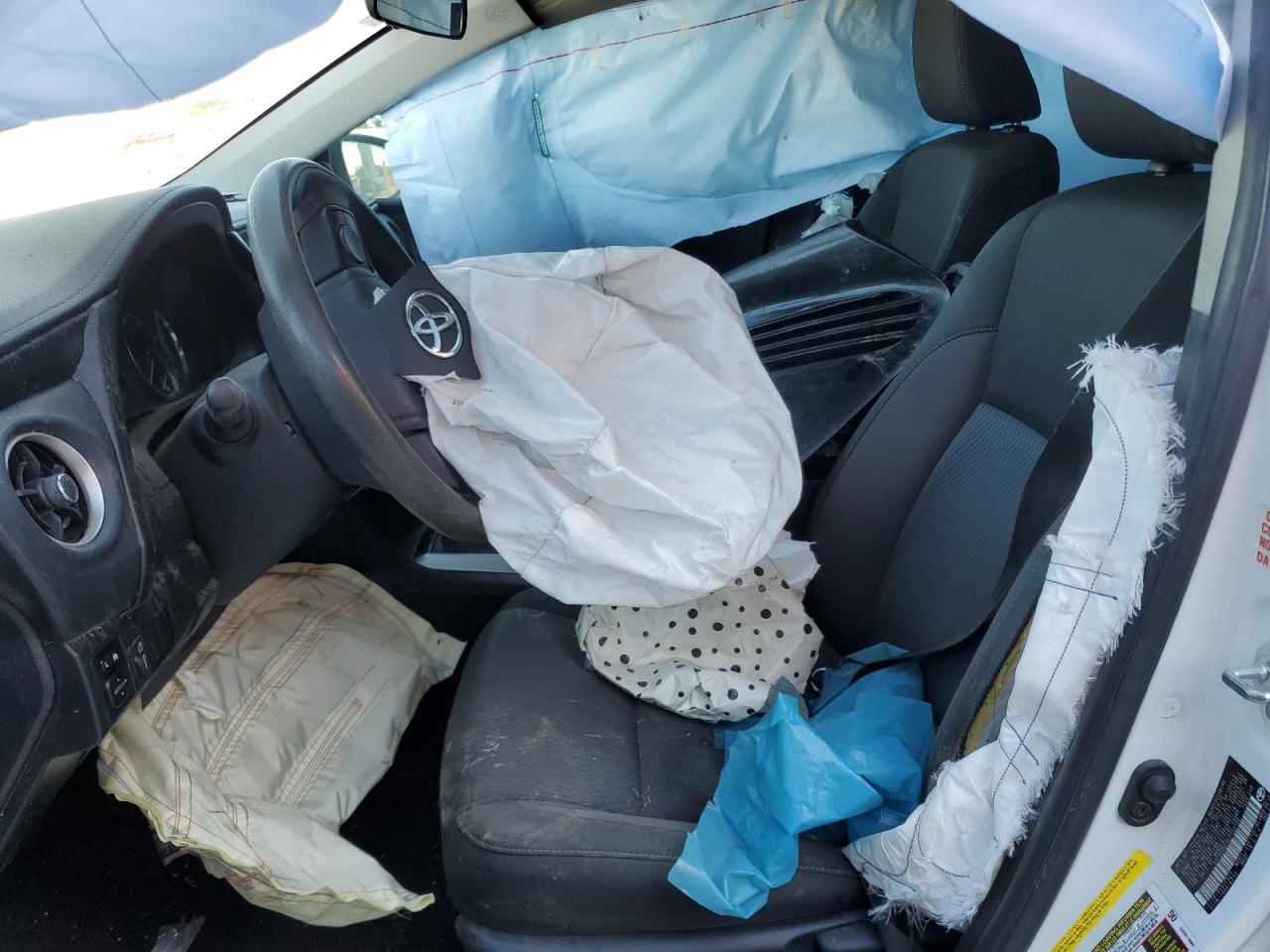 2019 Toyota Corolla L - Фото 7